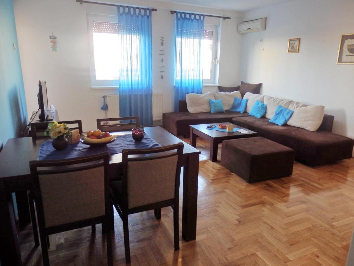 Apartment Erika 2 Novi Sad Bagian luar foto